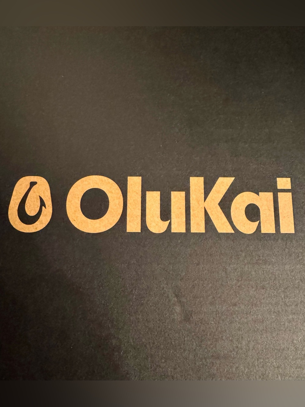 OluKai Lei flip flops - Picture 10 of 10